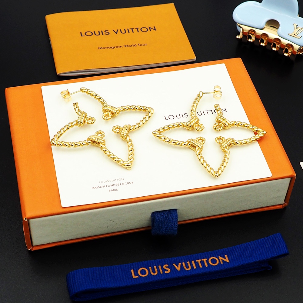 Louis Vuitton Nautical Earrings  M01848 - DopestKickz