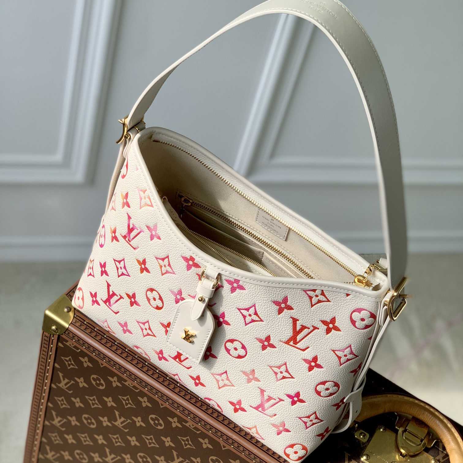 Louis Vuitton CarryAll PM   M24652 - DopestKickz