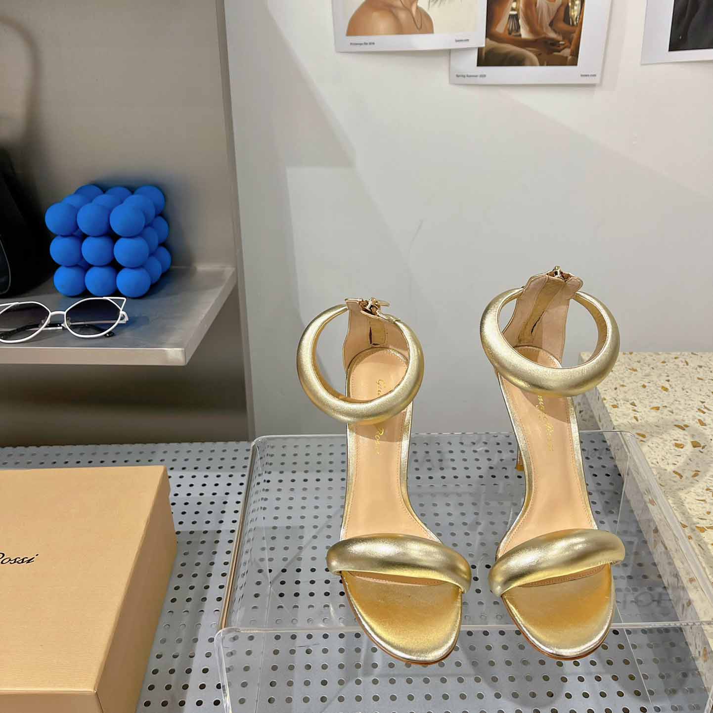 Gianvito Rossi Leather Bijoux Sandals - DopestKickz