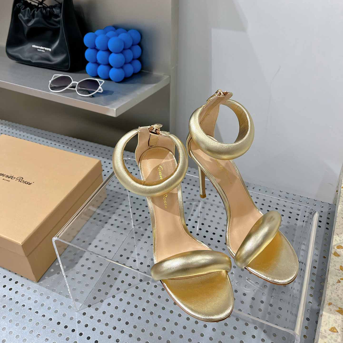 Gianvito Rossi Leather Bijoux Sandals - DopestKickz