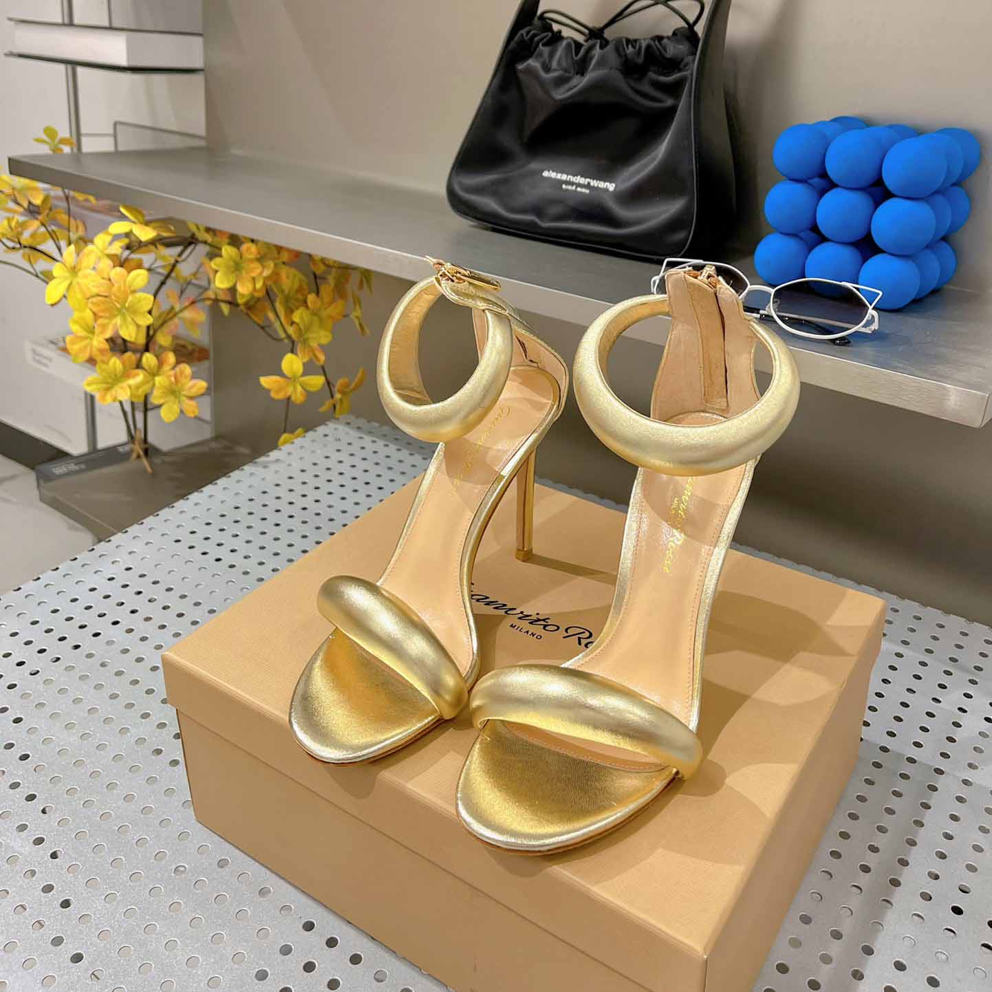 Gianvito Rossi Leather Bijoux Sandals - DopestKickz