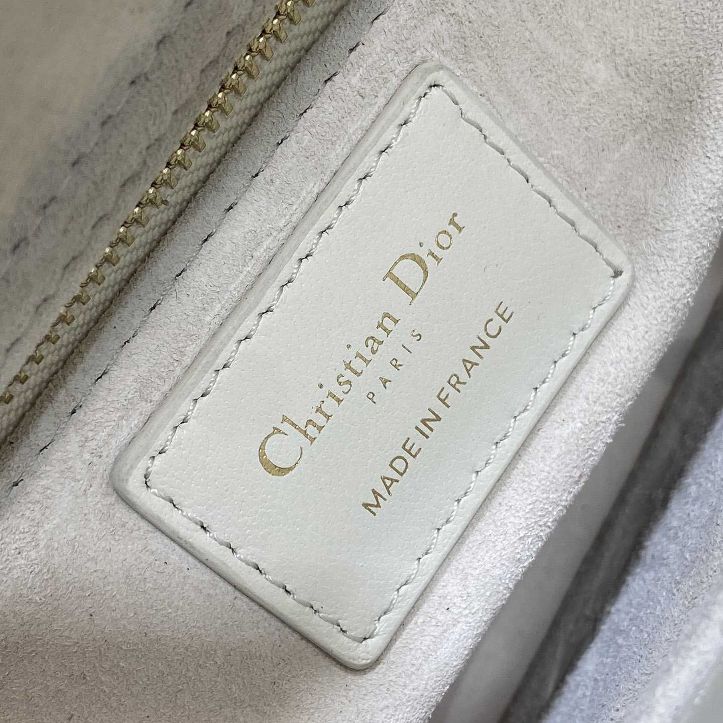 Dior Lady Dior Bag  （20*8*17cm） - DopestKickz