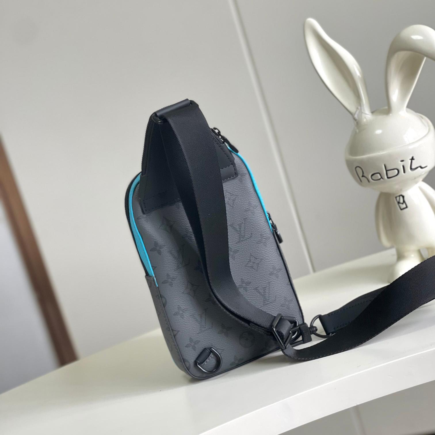 Louis Vuitton Avenue Slingbag PM   M11703 - DopestKickz