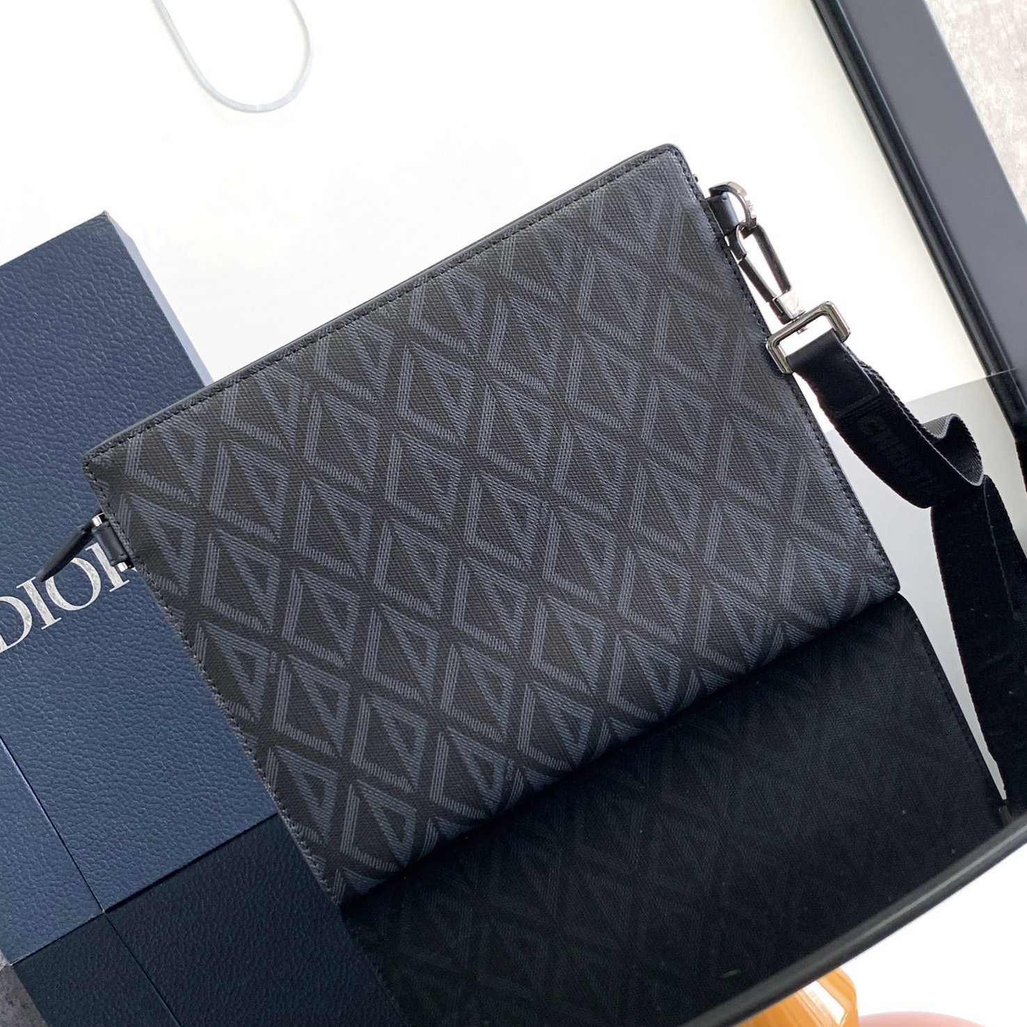 Dior A5 Triangle Pouch - DopestKickz