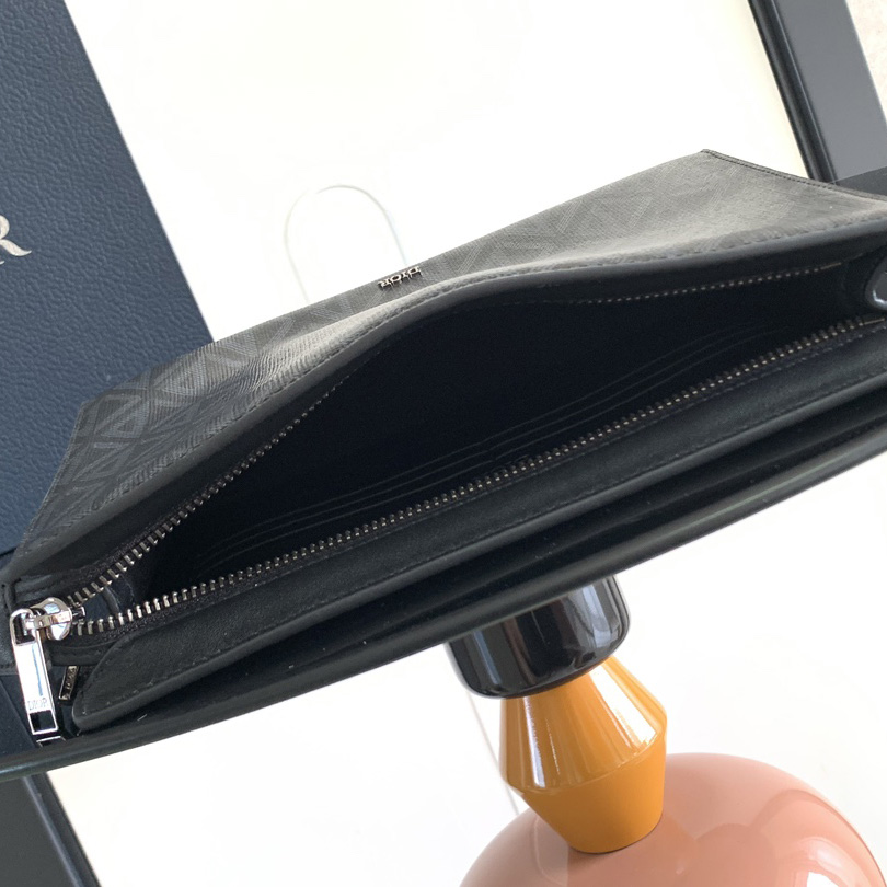 Dior A5 Triangle Pouch - DopestKickz