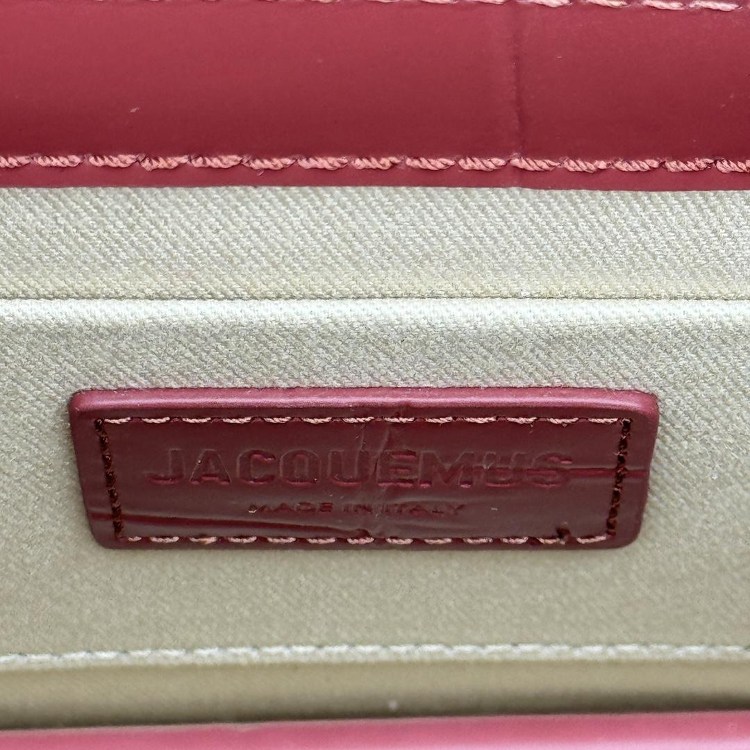 Jacquemus Le Chiquito Moyen Boucle - DopestKickz