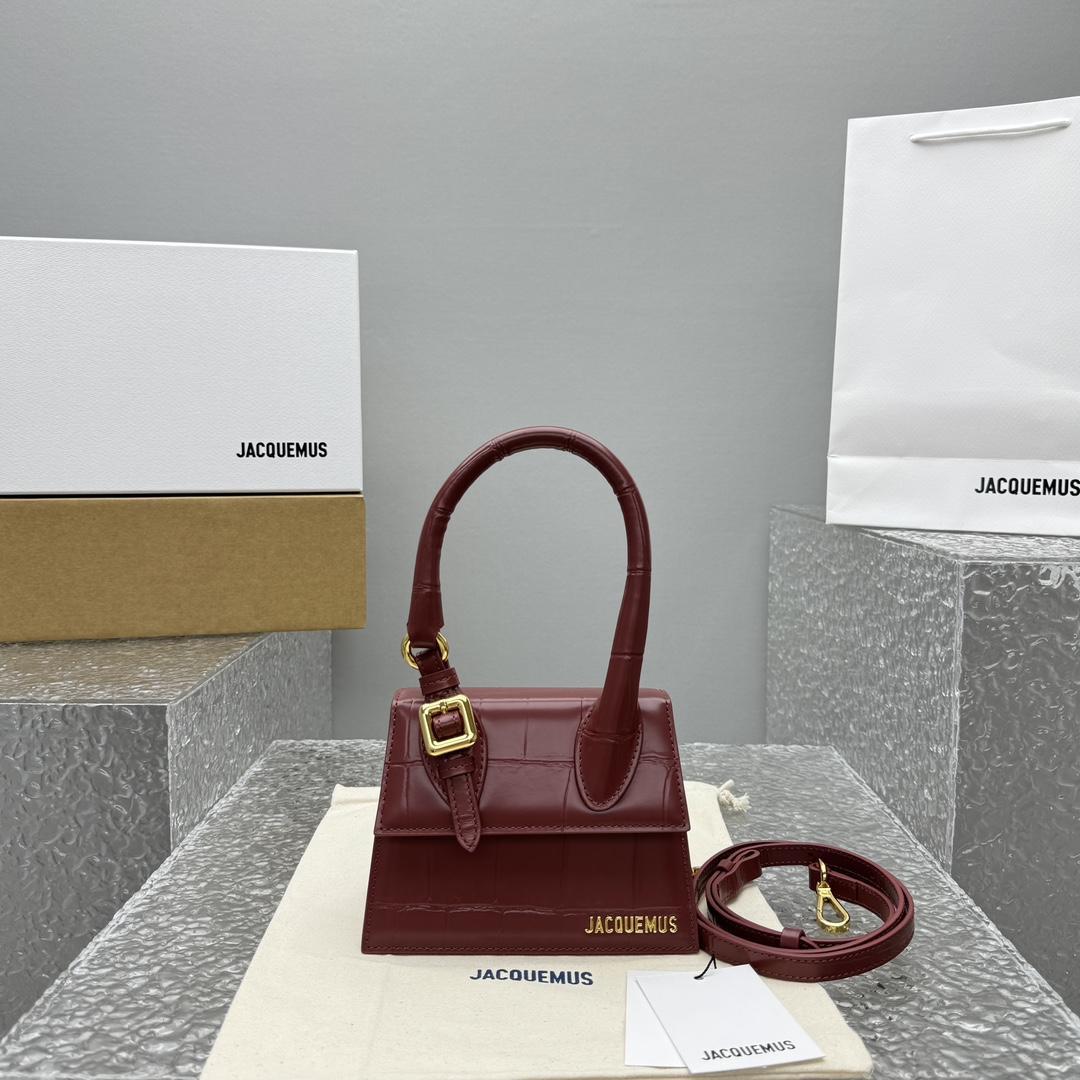 Jacquemus Le Chiquito Moyen Boucle - DopestKickz