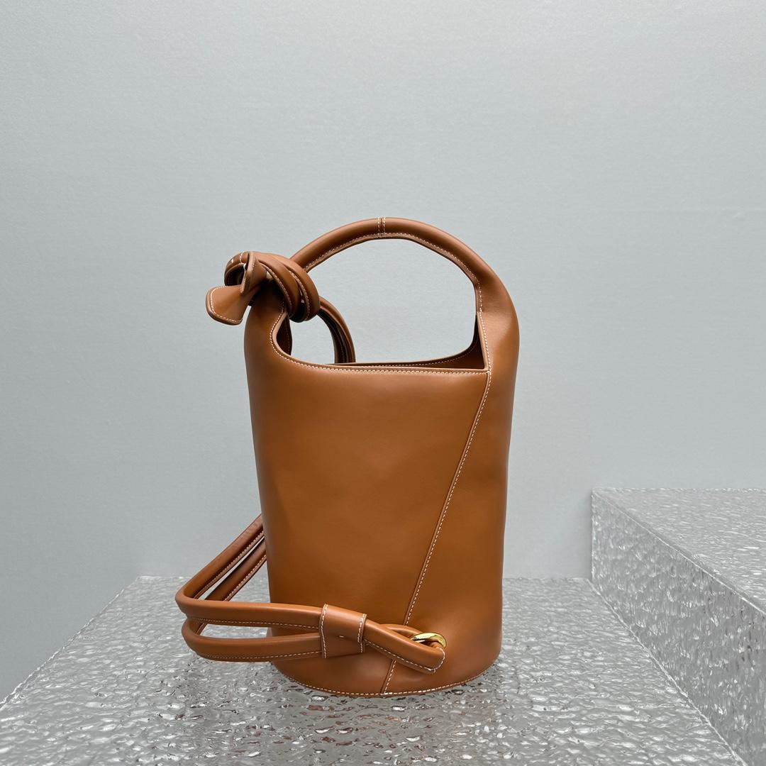Jacquemus Le petit Tourni Mini Knotted Bucket Bag - DopestKickz