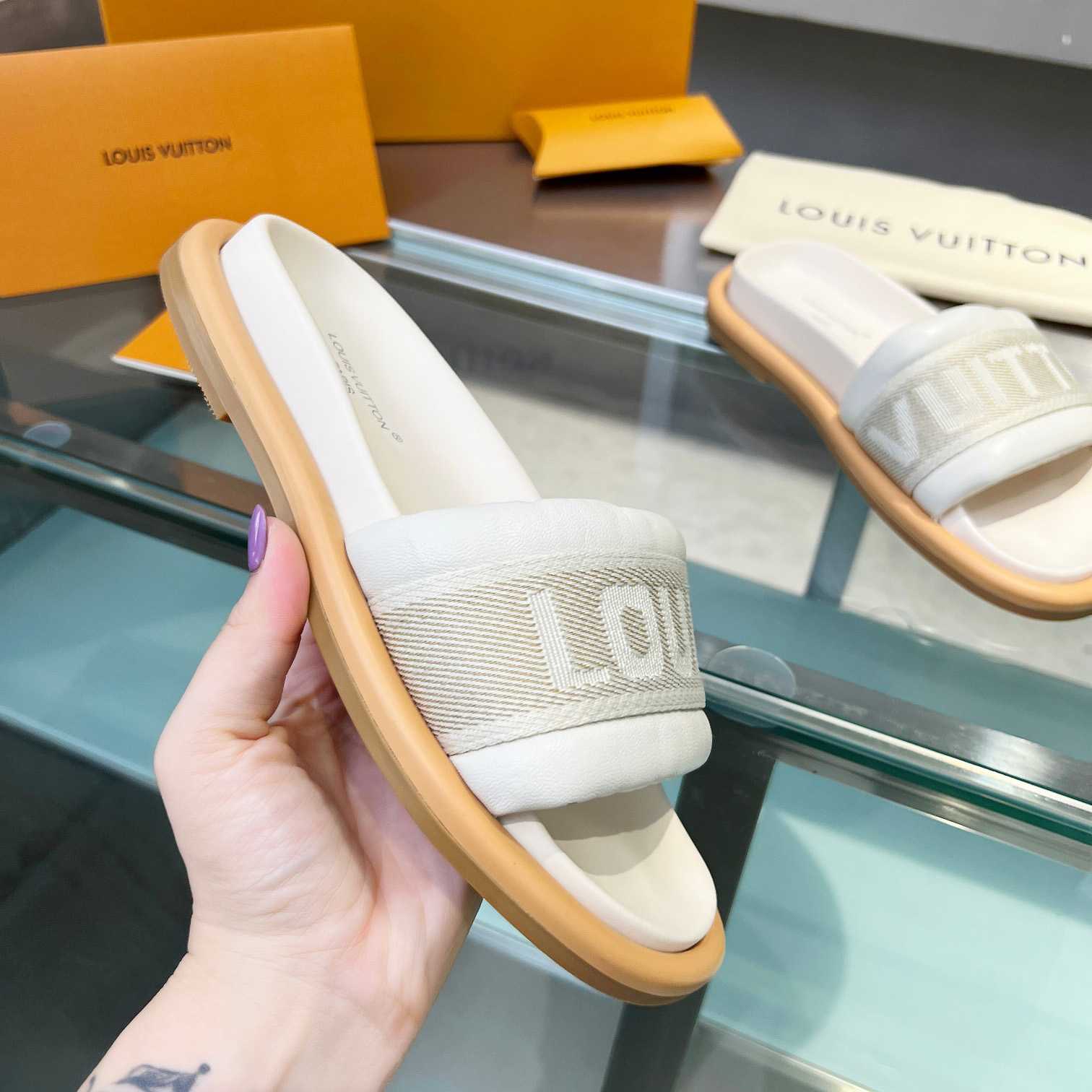 Louis Vuitton LV Bliss Comfort Mule   1ACTIR - DopestKickz