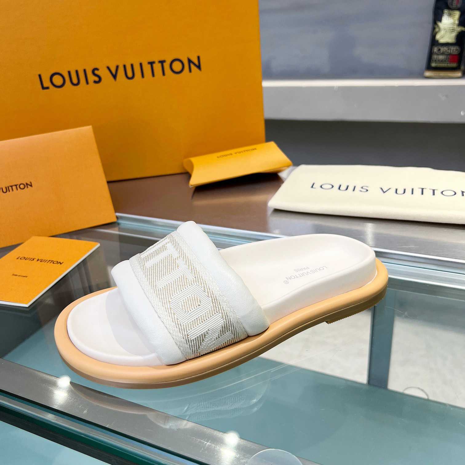 Louis Vuitton LV Bliss Comfort Mule   1ACTIR - DopestKickz