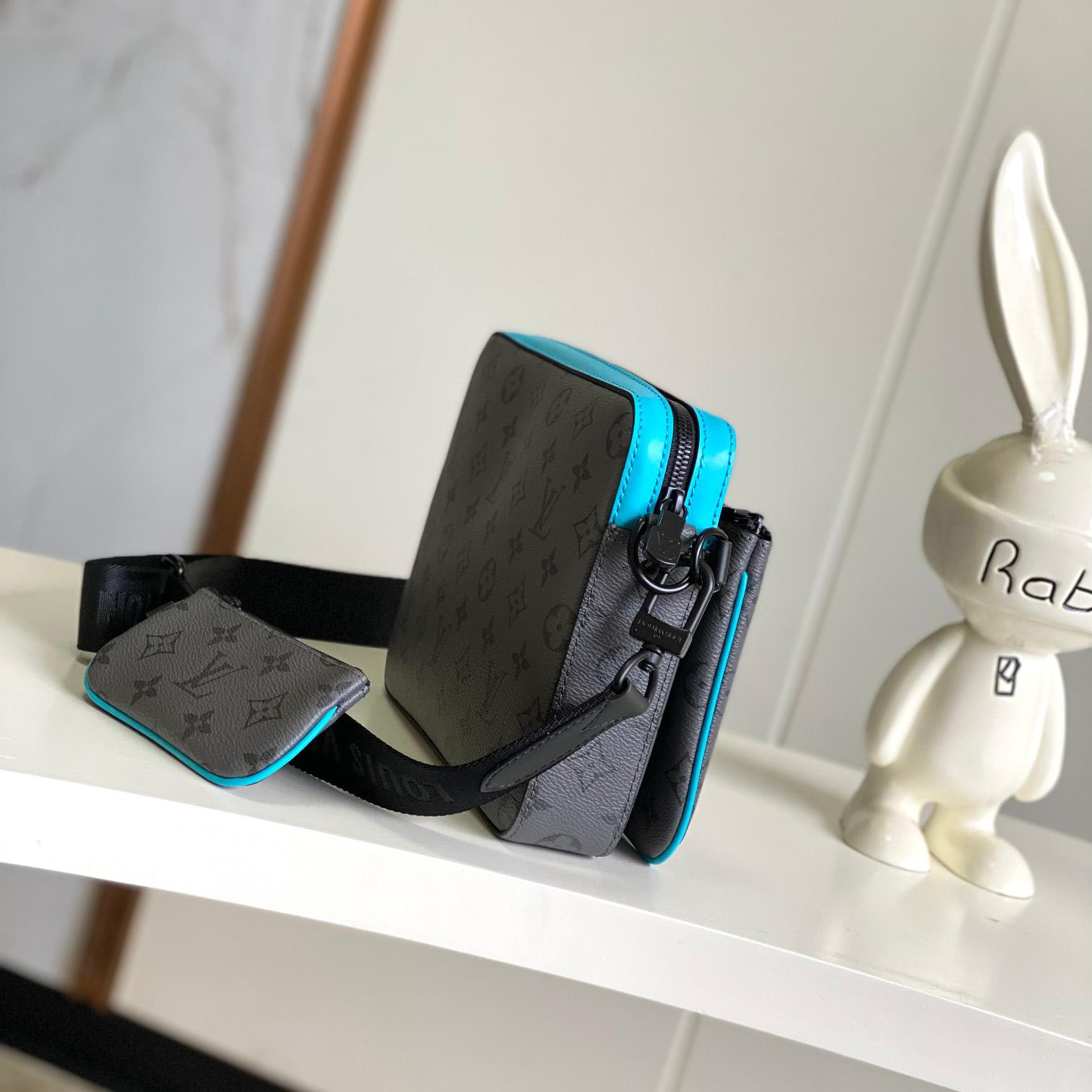 Louis Vuitton Trio Messenger  M11648 - DopestKickz