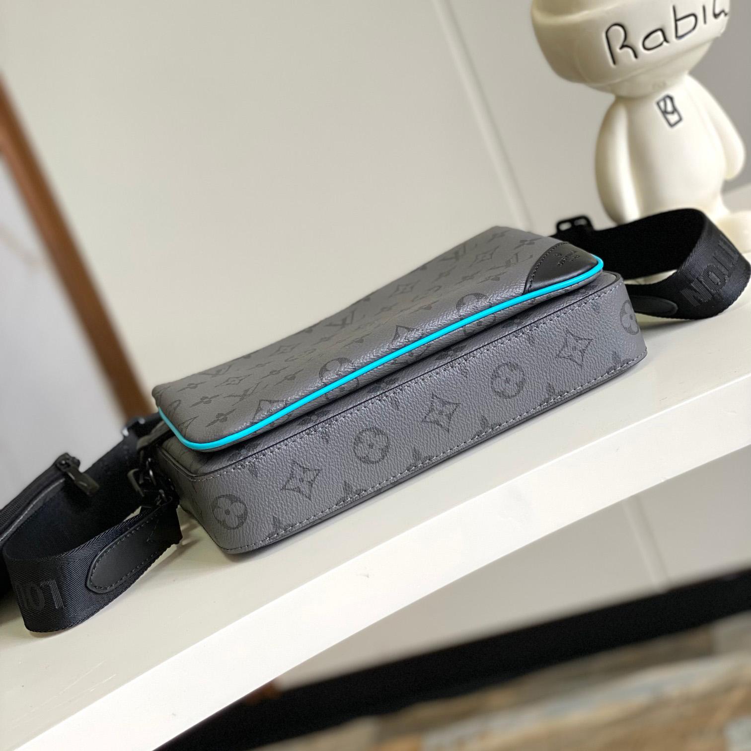 Louis Vuitton Trio Messenger  M11648 - DopestKickz