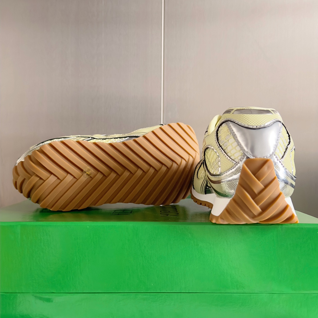 Bottega Veneta Orbit Sneaker - DopestKickz