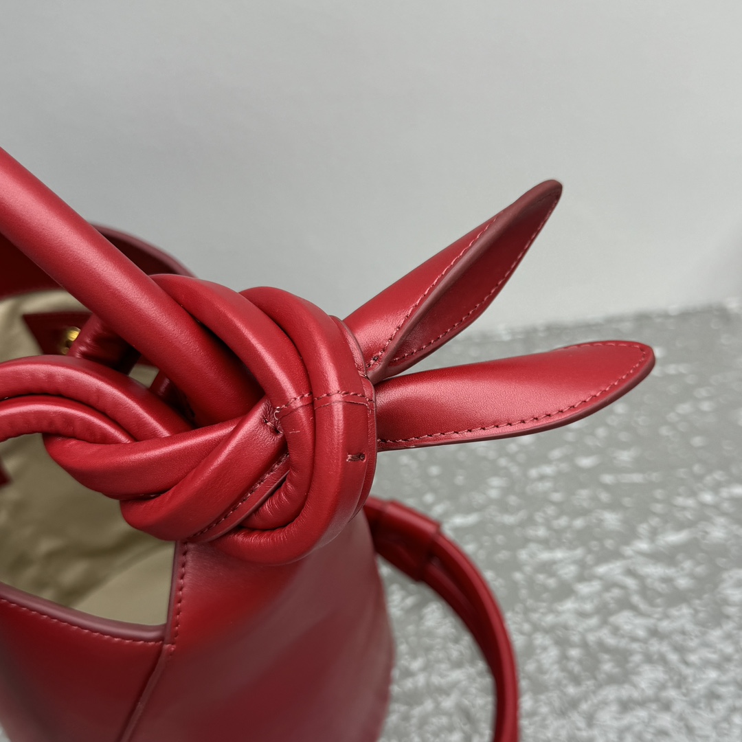 Jacquemus Le petit Tourni Mini Knotted Bucket Bag - DopestKickz