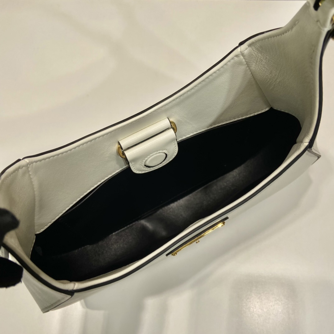 Prada Leather Shoulder Bag（27x19x5cm） - DopestKickz