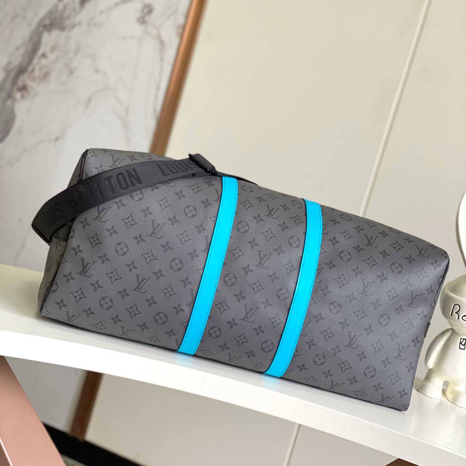 Louis Vuitton Keepall Bandoulière 55  M11480 - DopestKickz