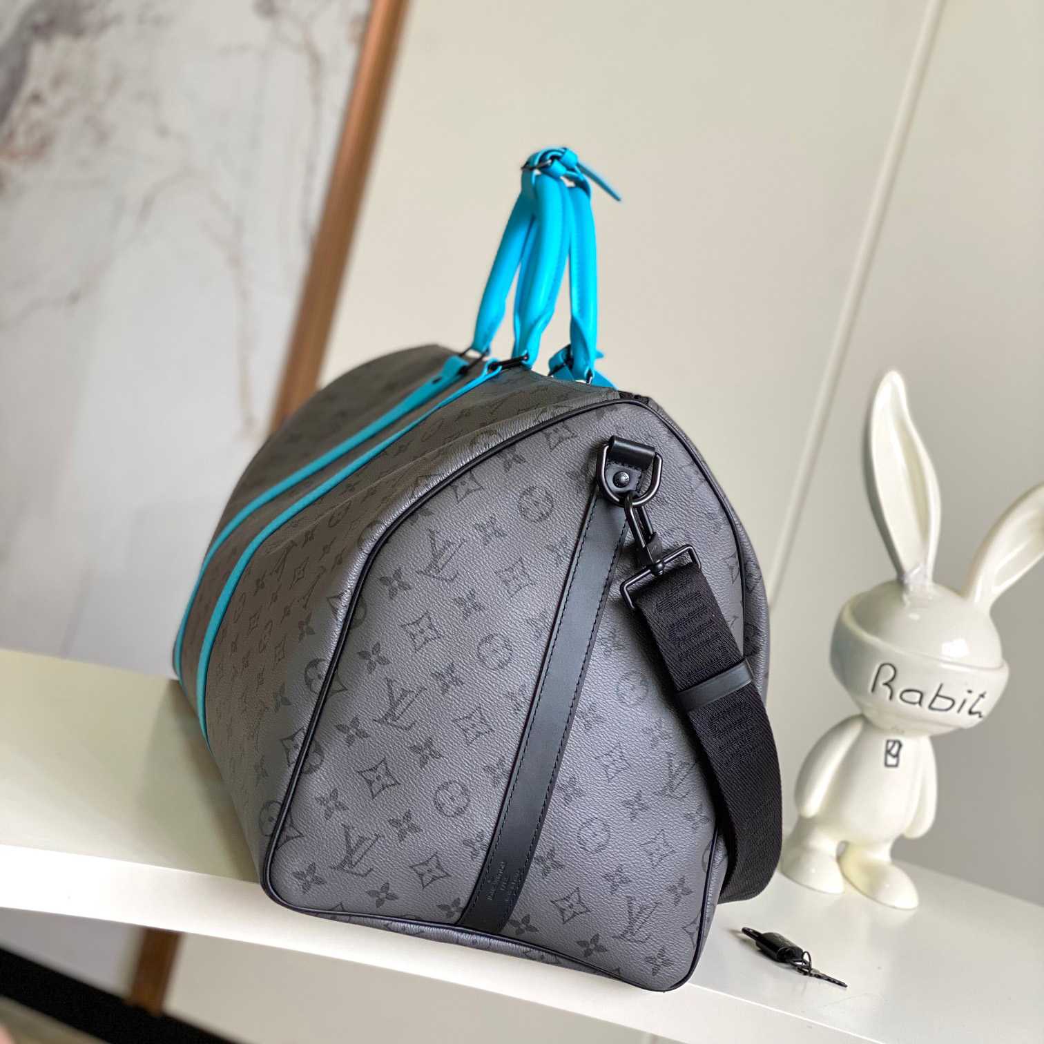 Louis Vuitton Keepall Bandoulière 55  M11480 - DopestKickz