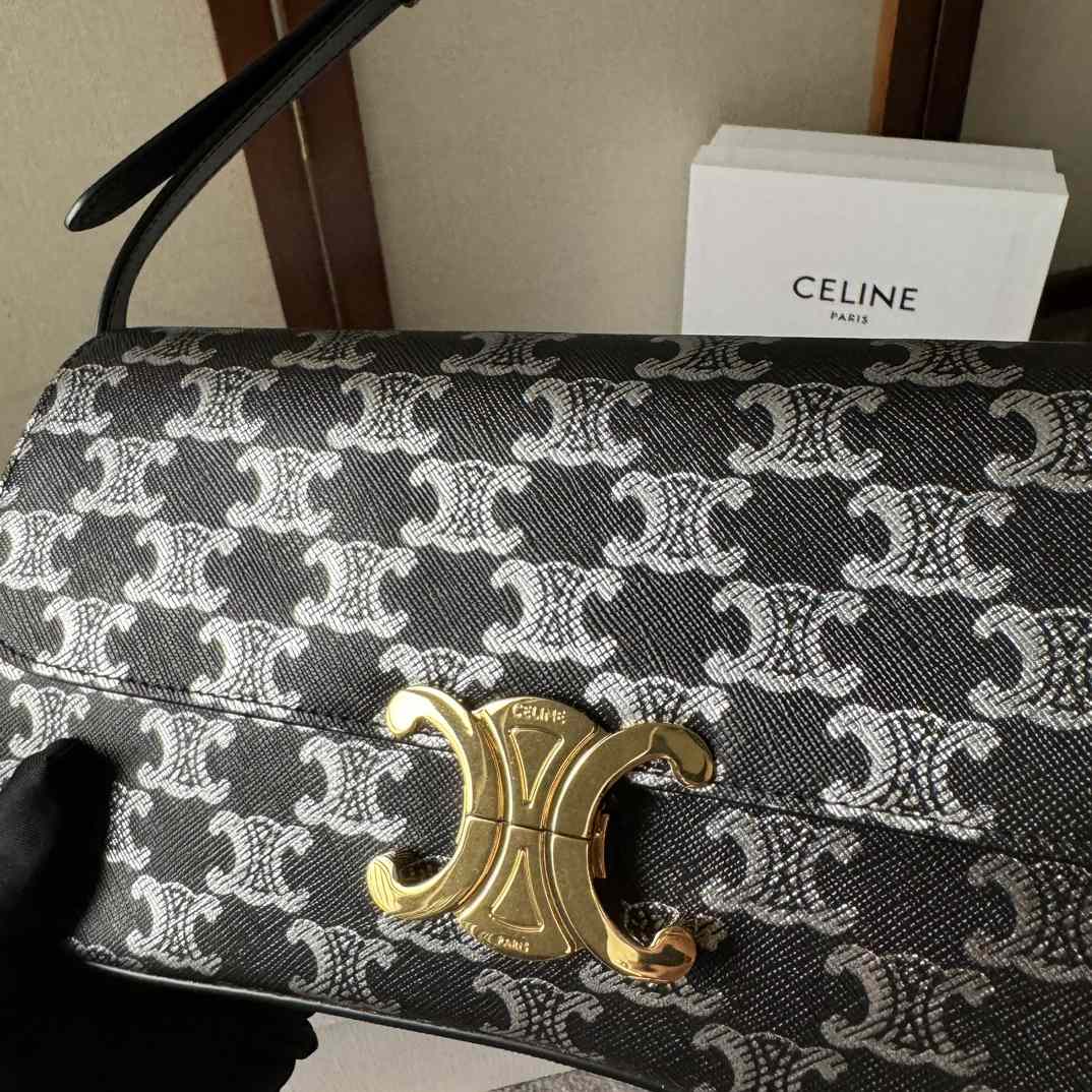 Celine Medium Celine Lola Bag In Triomphe Canvas Two-tone  - DopestKickz