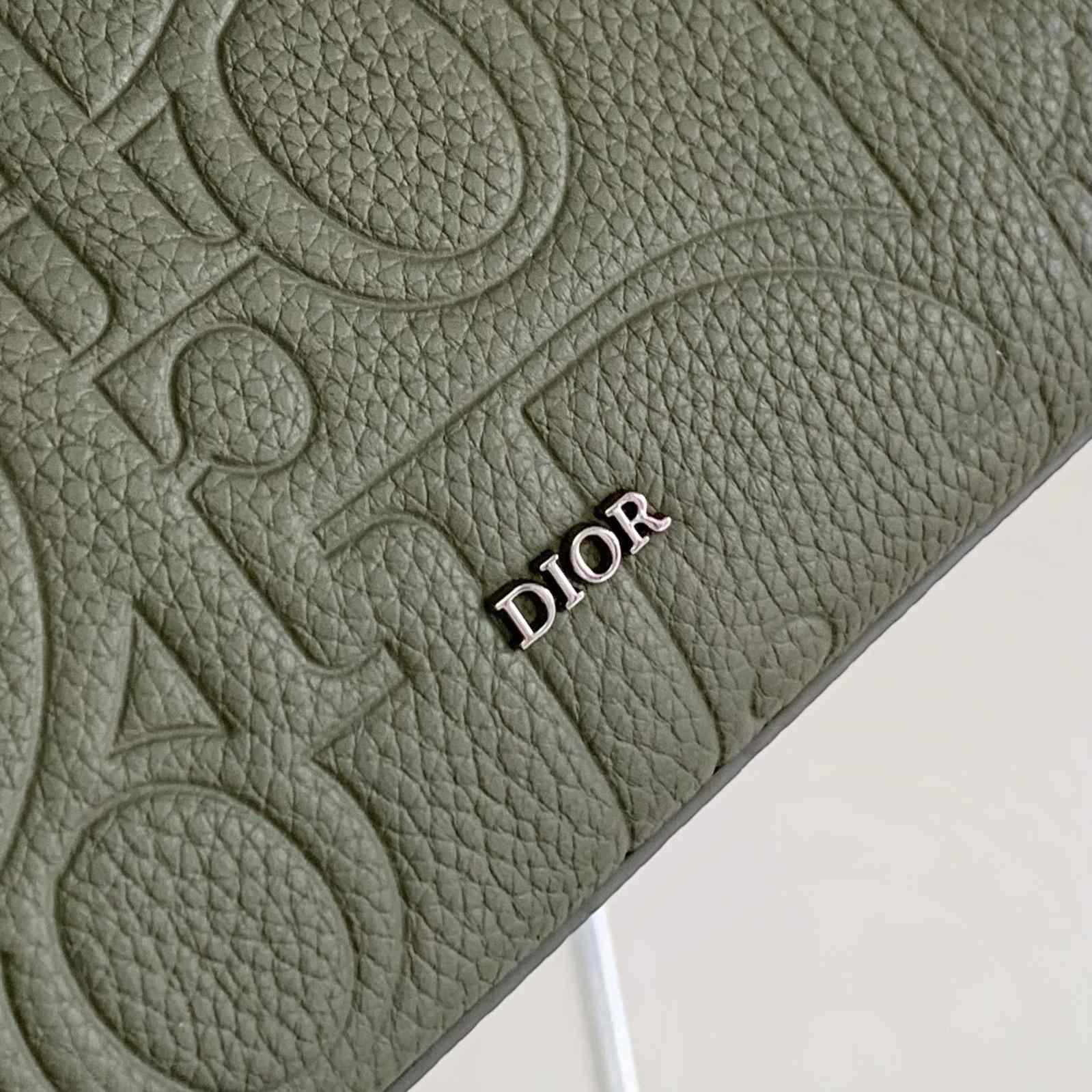 Dior A5 Triangle Pouch - DopestKickz