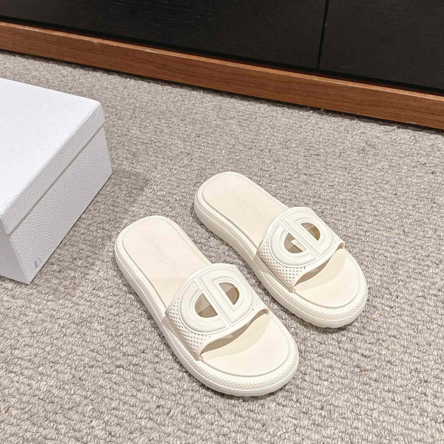 Dior Dioriviera D-Club Slide - DopestKickz