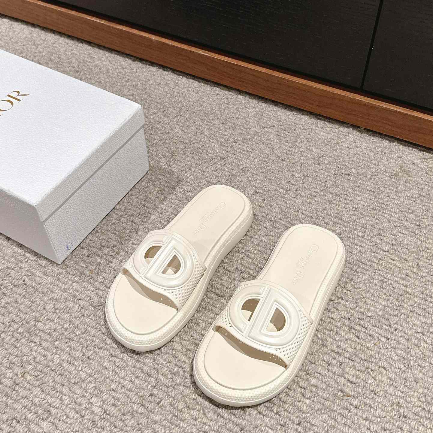 Dior Dioriviera D-Club Slide - DopestKickz