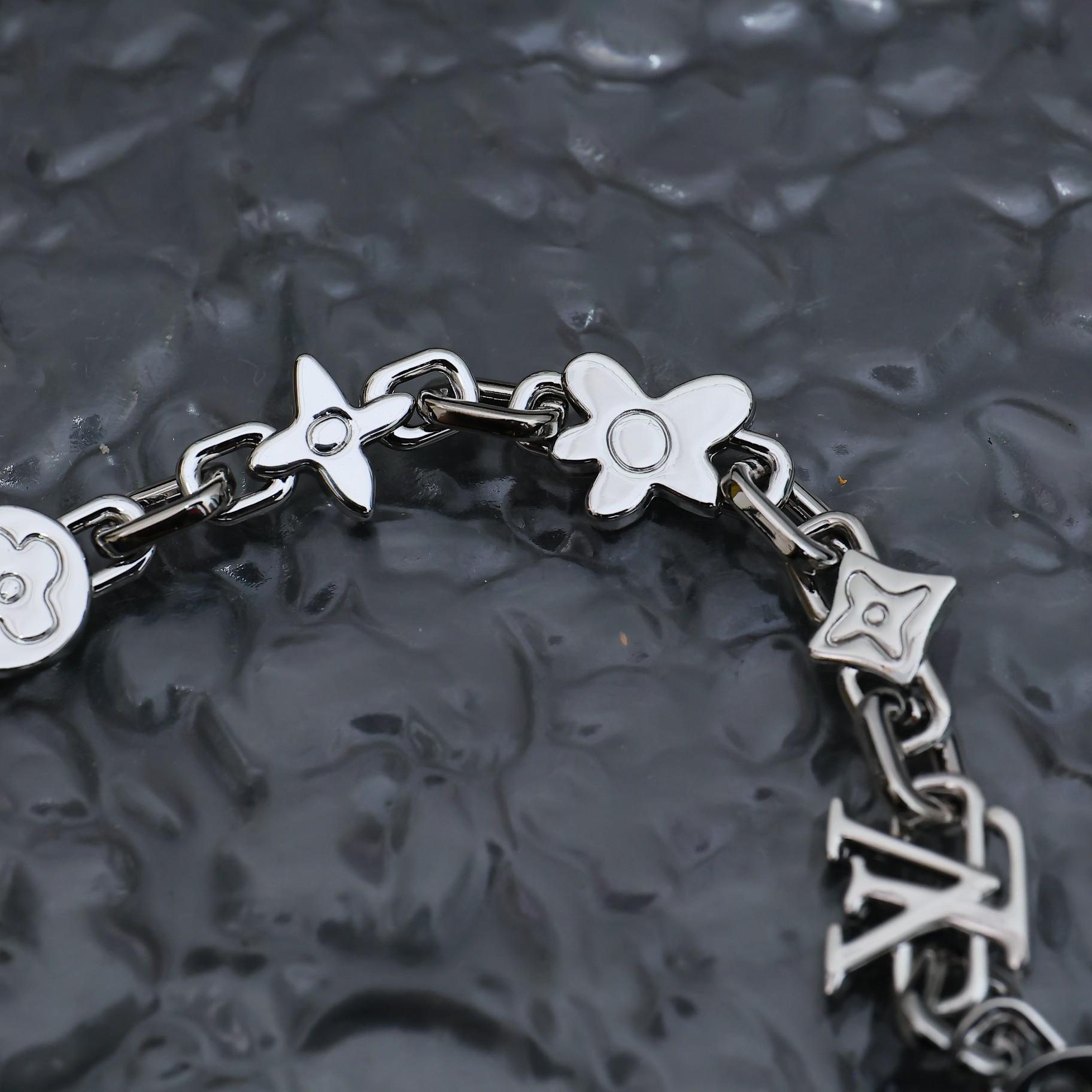 Louis Vuitton Monogram Craggy Bracelet   M1596M - DopestKickz