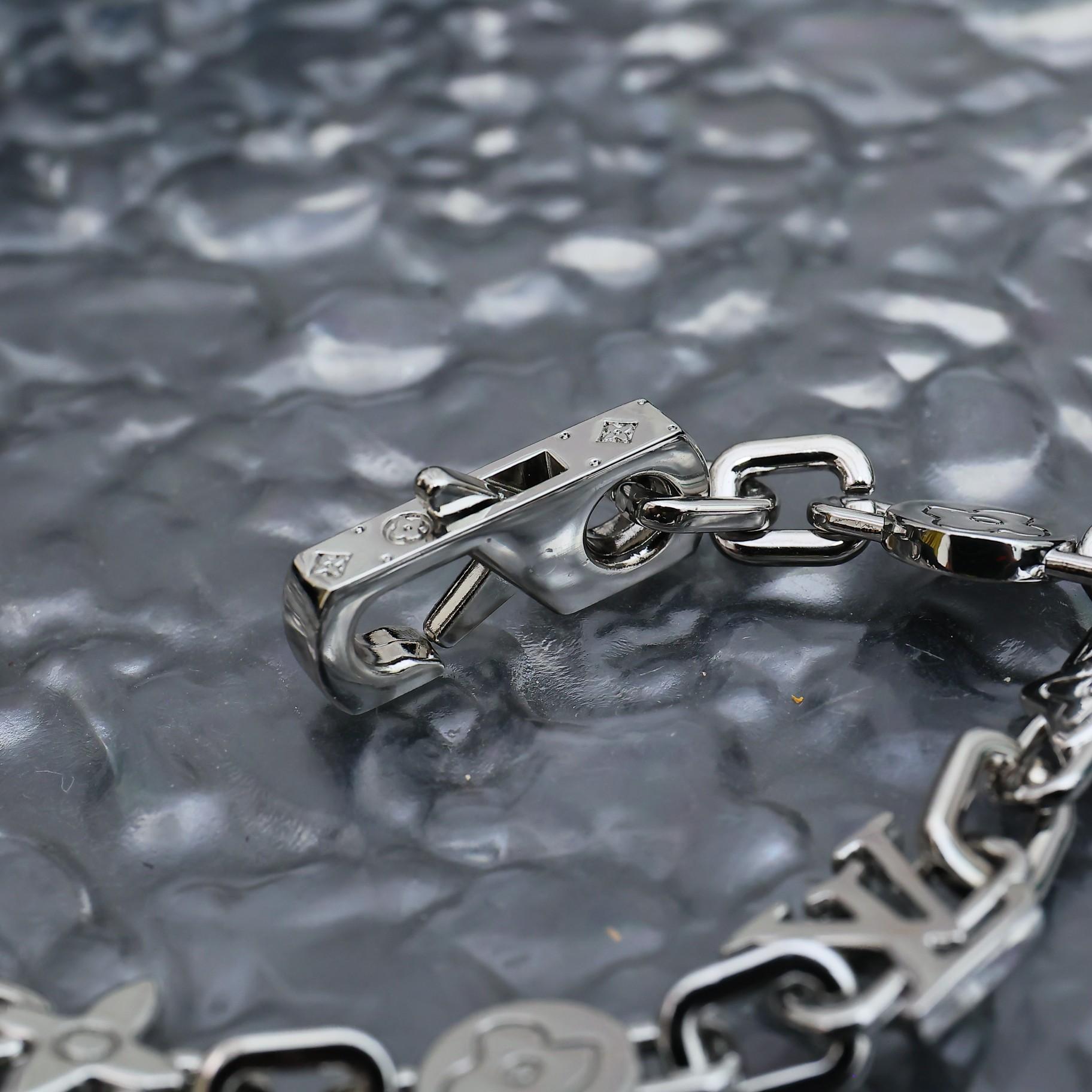 Louis Vuitton Monogram Craggy Bracelet   M1596M - DopestKickz