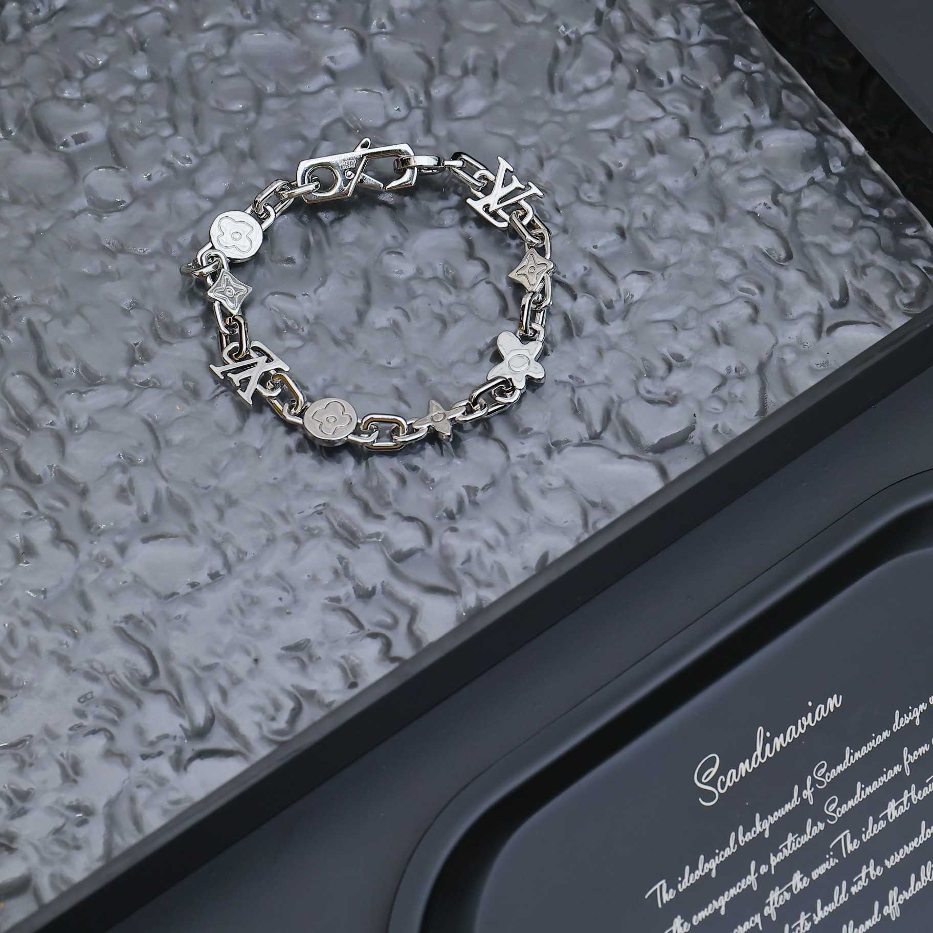 Louis Vuitton Monogram Craggy Bracelet   M1596M - DopestKickz