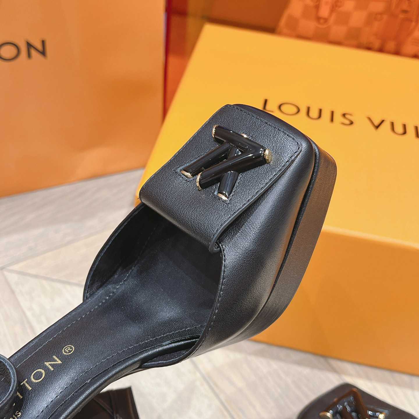 Louis Vuitton Shake Platform Pump  1ACMYU - DopestKickz