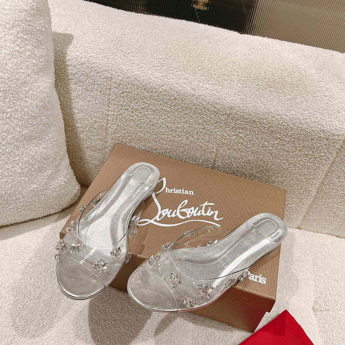 Christian Louboutin Degraqueenie Mule - DopestKickz