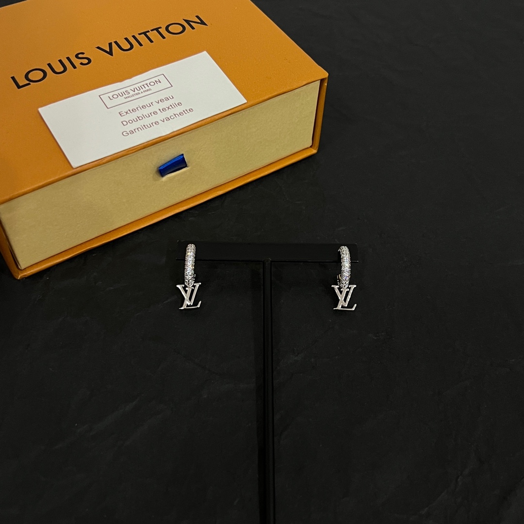 Louis Vuitton LV Iconic Earrings   - DopestKickz