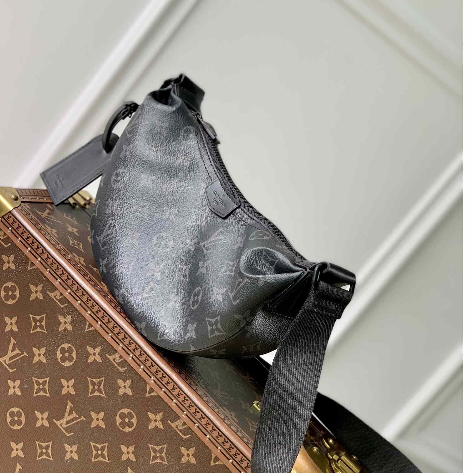 Louis Vuitton Hamac Bag PM   M47158 - DopestKickz