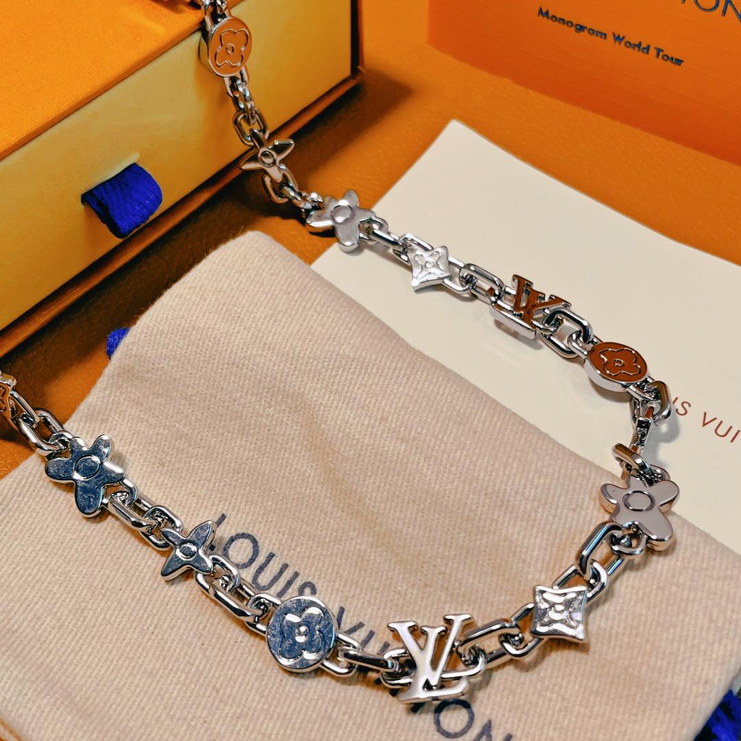 Louis Vuitton Monogram Craggy Necklace  M01880 - DopestKickz