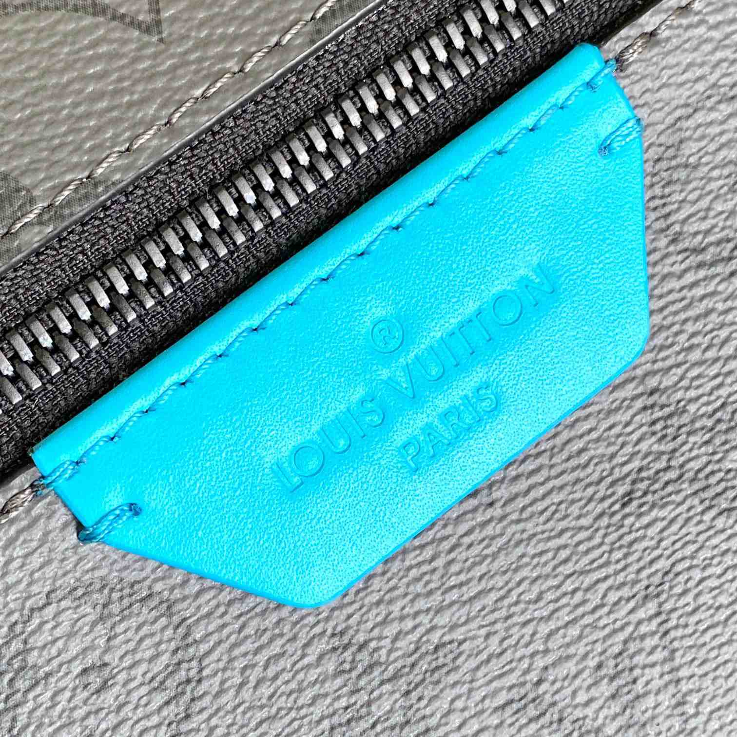 Louis Vuitton Discovery Backpack PM    M11641 - DopestKickz