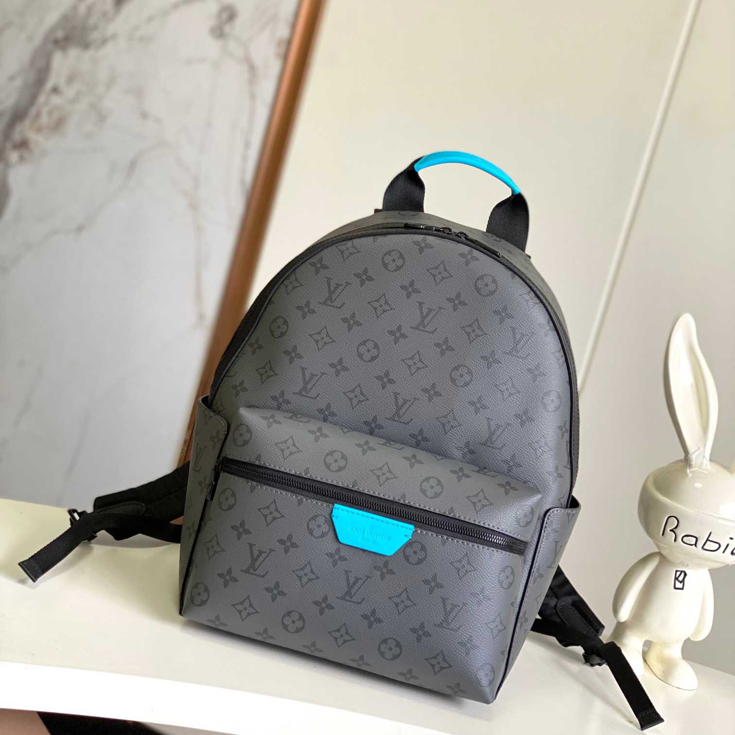 Louis Vuitton Discovery Backpack PM    M11641 - DopestKickz