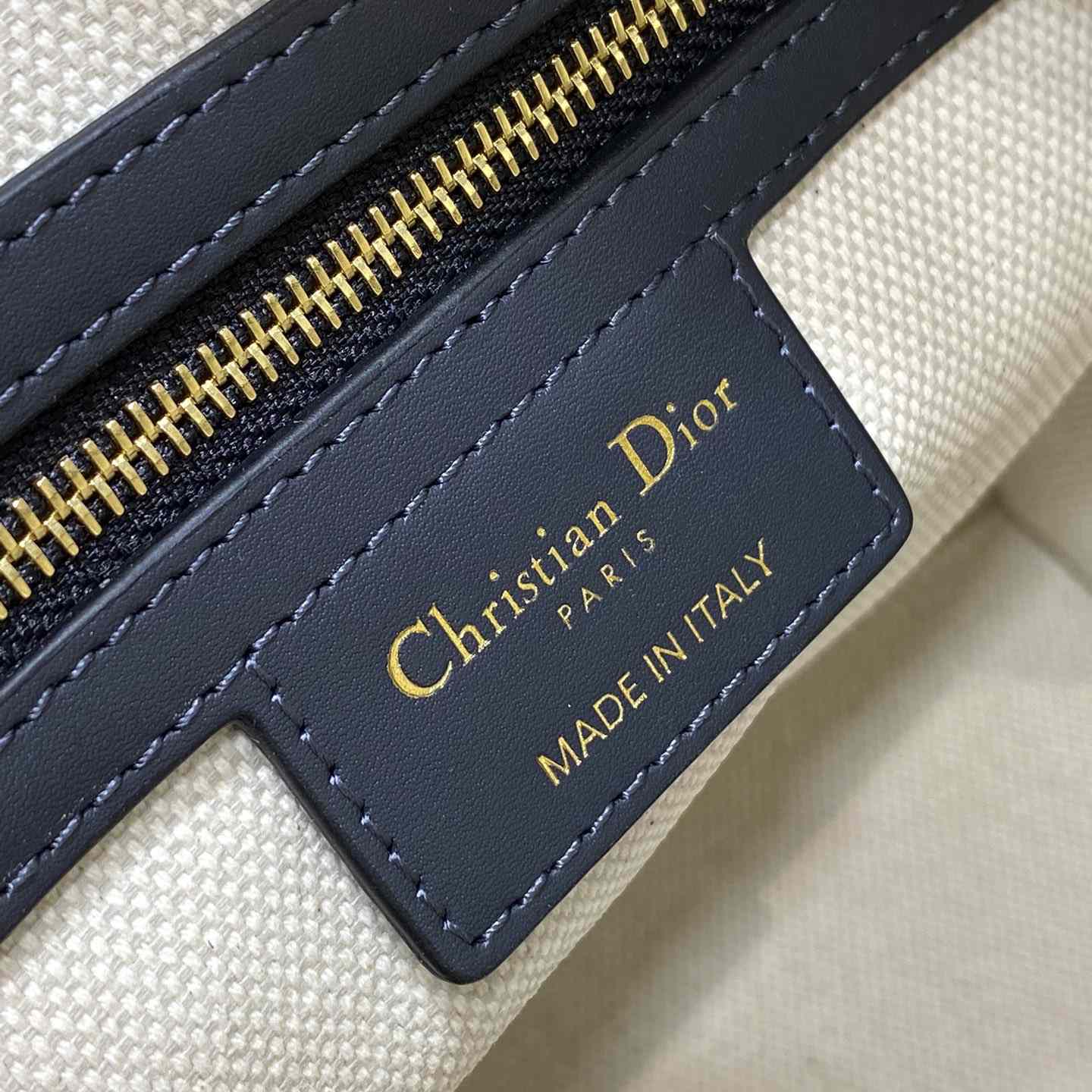 Dior Groove 25 Bag - DopestKickz