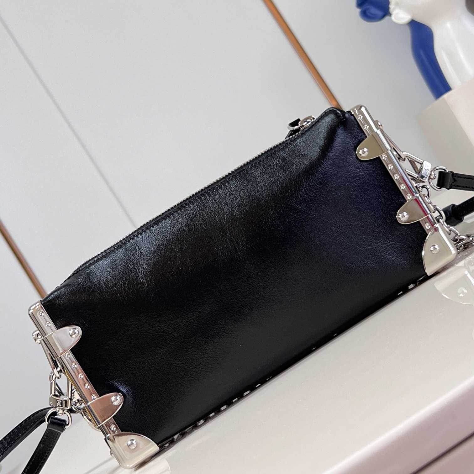 Louis Vuitton Slim Trunk  M25445 - DopestKickz