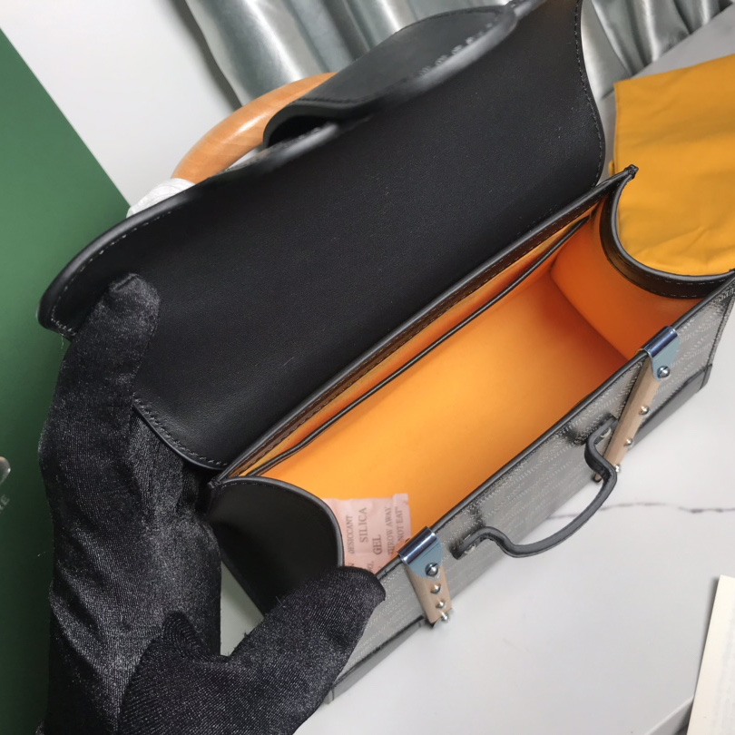 Goyard Goyardine Structure Mini Saigon Black  （ 20-14.5-9cm） - DopestKickz