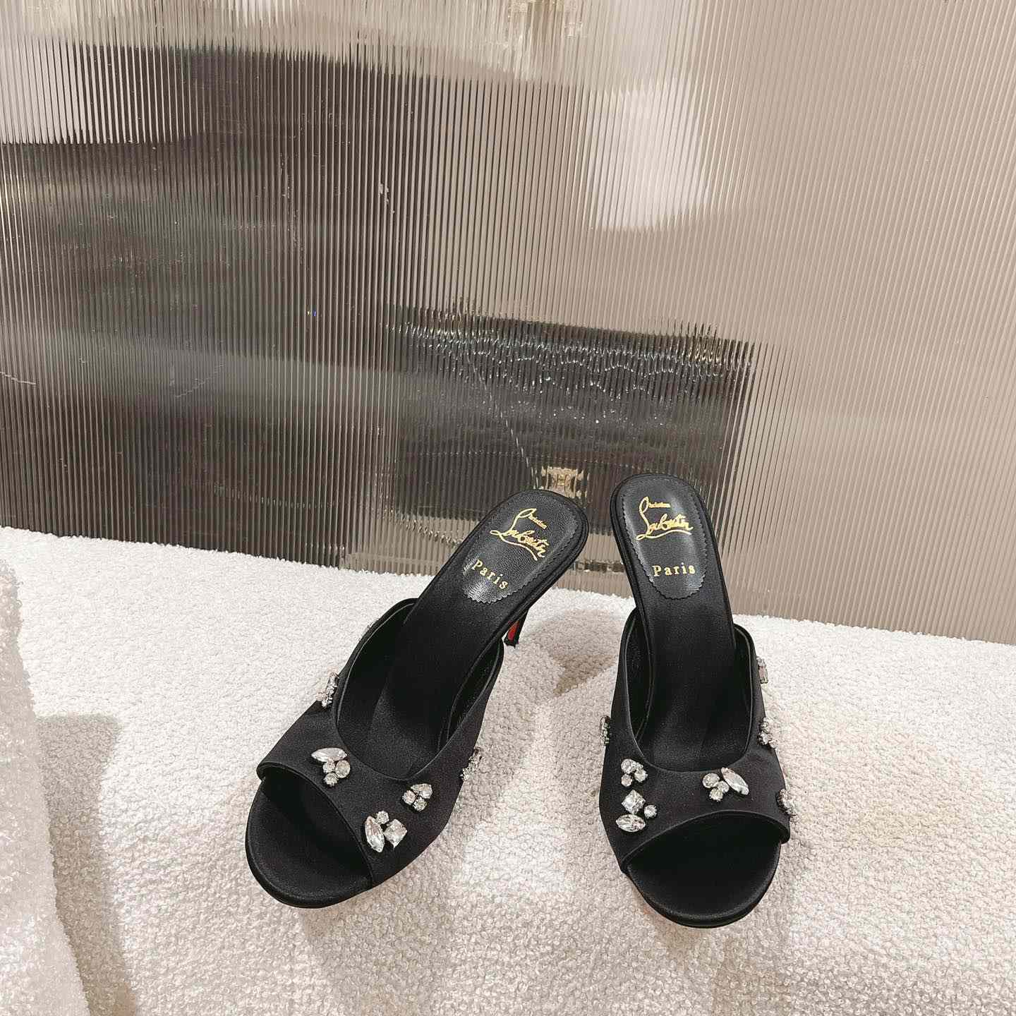 Christian Louboutin Degraqueen 85mm Satin Mules - DopestKickz