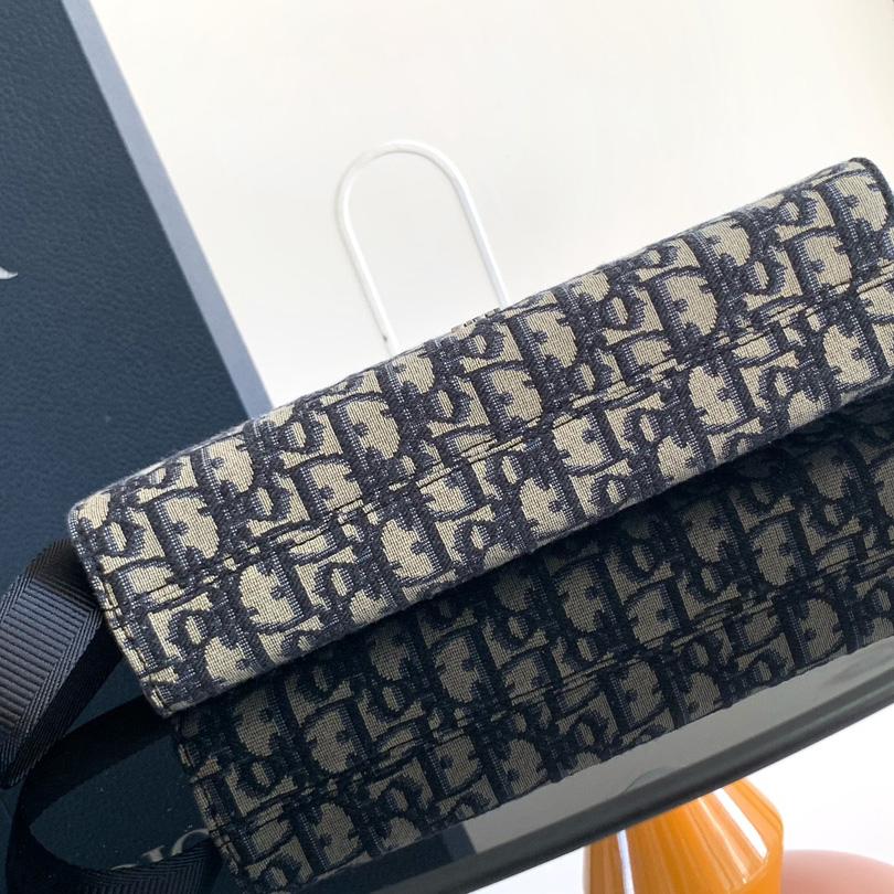 Dior A5 Triangle Pouch - DopestKickz