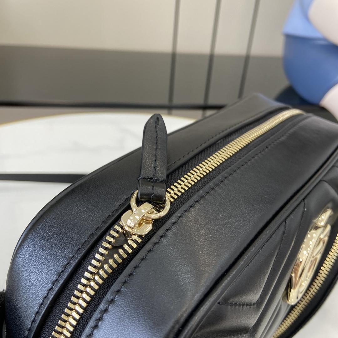 Gucci GG Marmont Small Shoulder Bag - DopestKickz