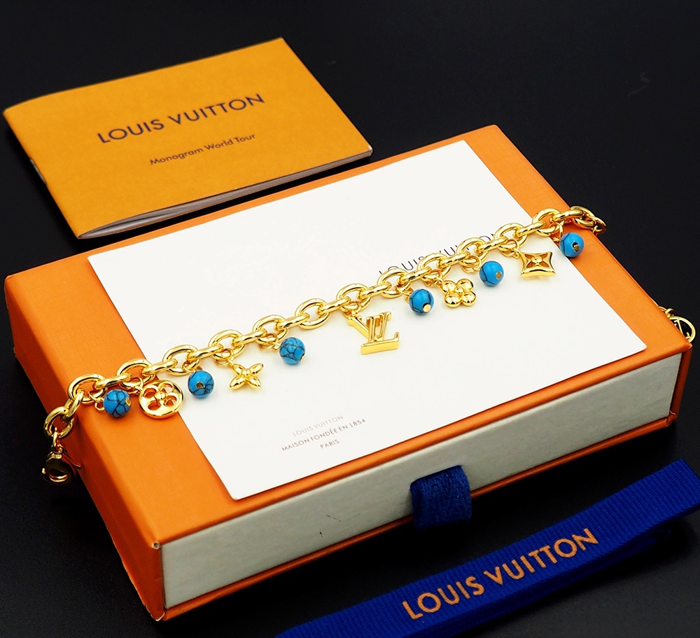 Louis Vuitton My LV Pearl Bracelet   M1124A - DopestKickz