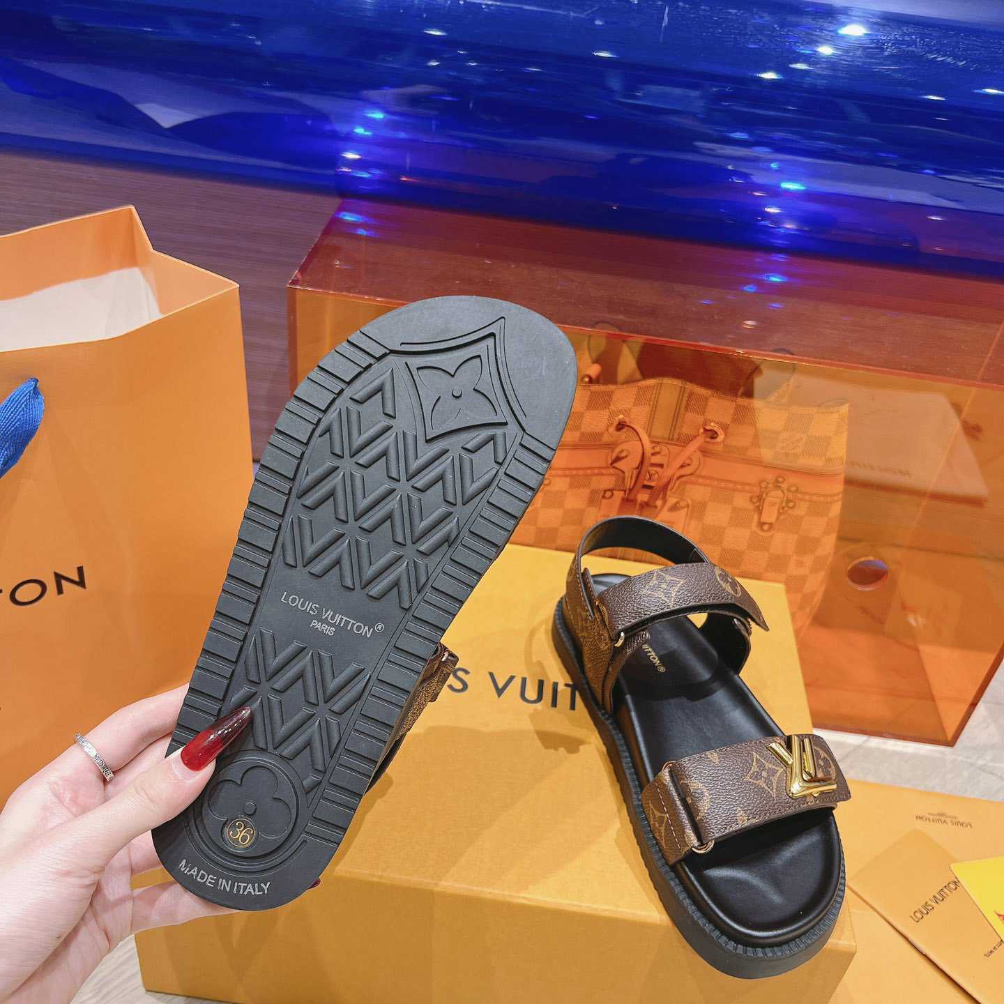 Louis Vuitton LV Sunset Flat Comfort Sandal   1ACL9C - DopestKickz