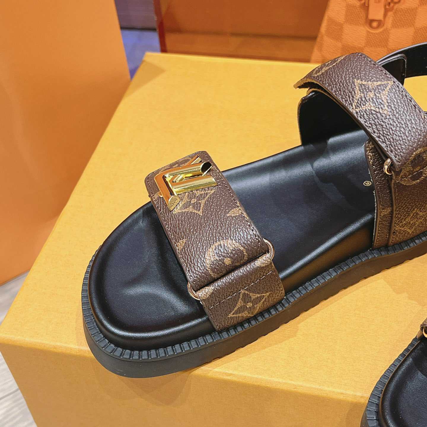 Louis Vuitton LV Sunset Flat Comfort Sandal   1ACL9C - DopestKickz