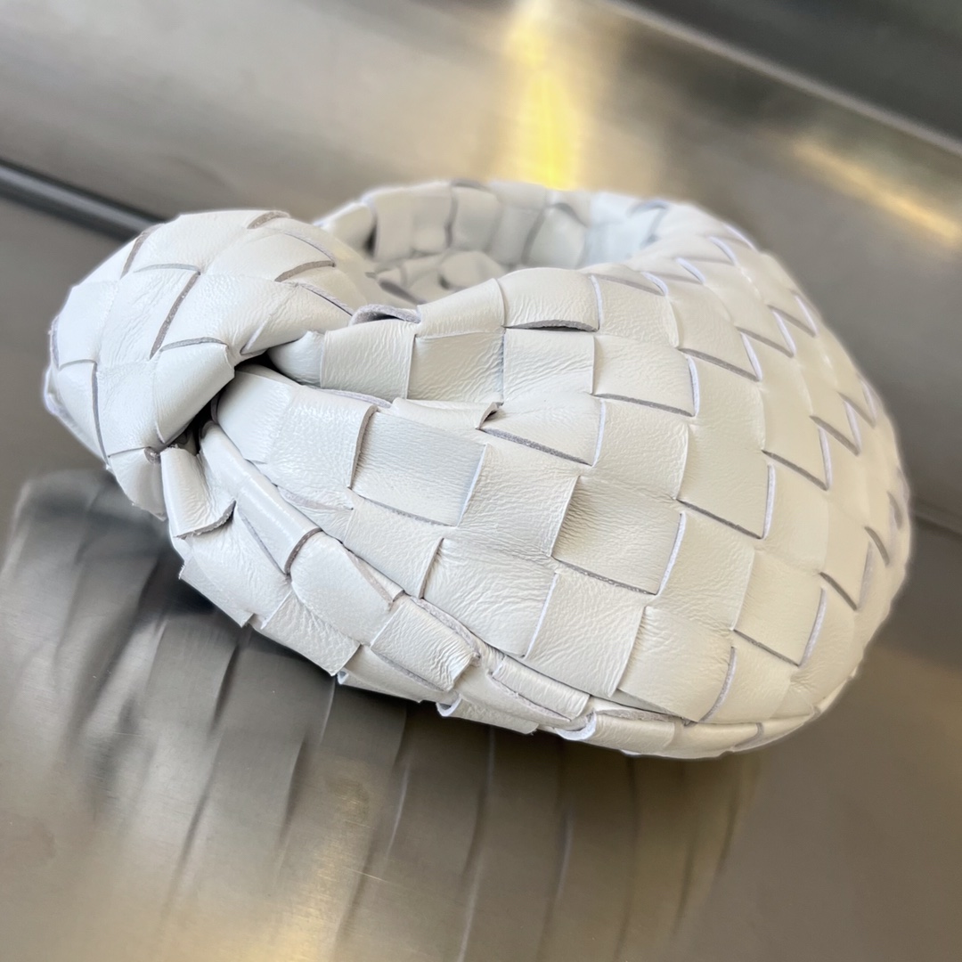 Bottega Veneta Candy Jodie  (16*17*6.5cm) - DopestKickz