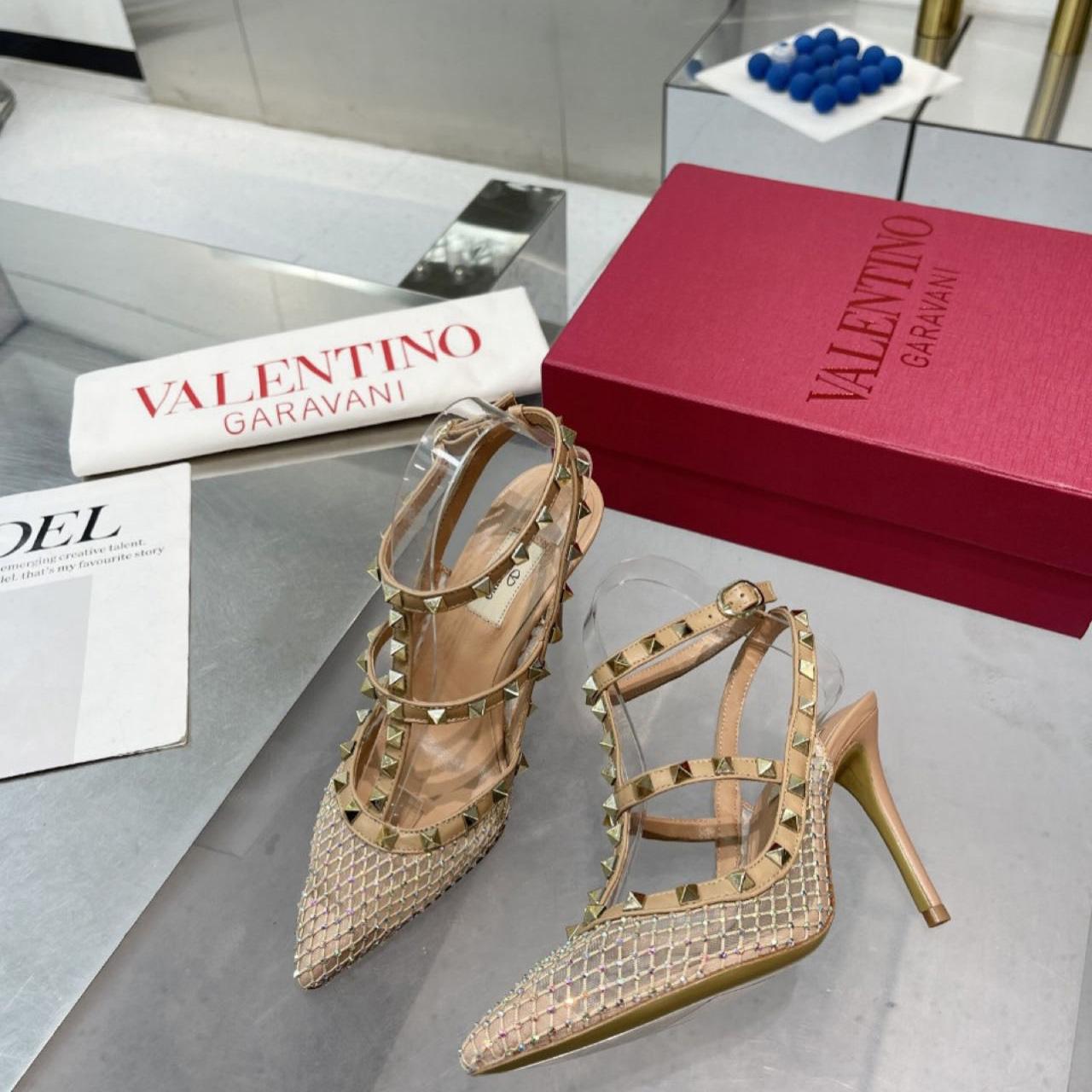 Valenti Rockstud Pumps Women Mesh With Crystals And Straps Apricot - DopestKickz