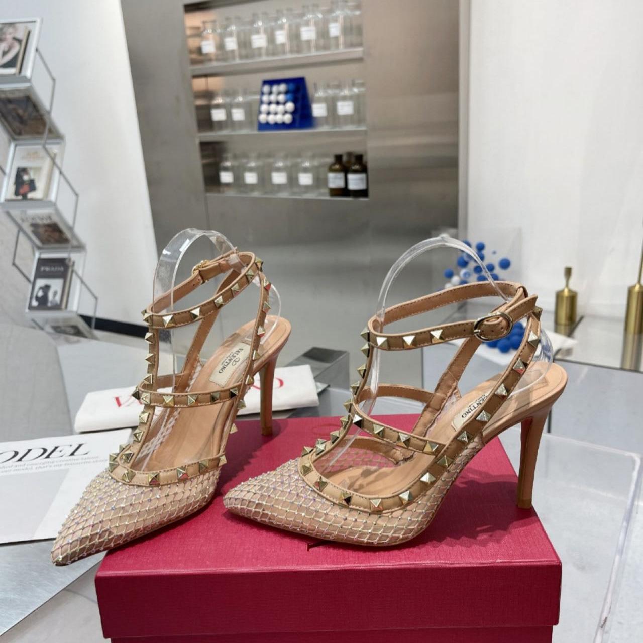 Valenti Rockstud Pumps Women Mesh With Crystals And Straps Apricot - DopestKickz