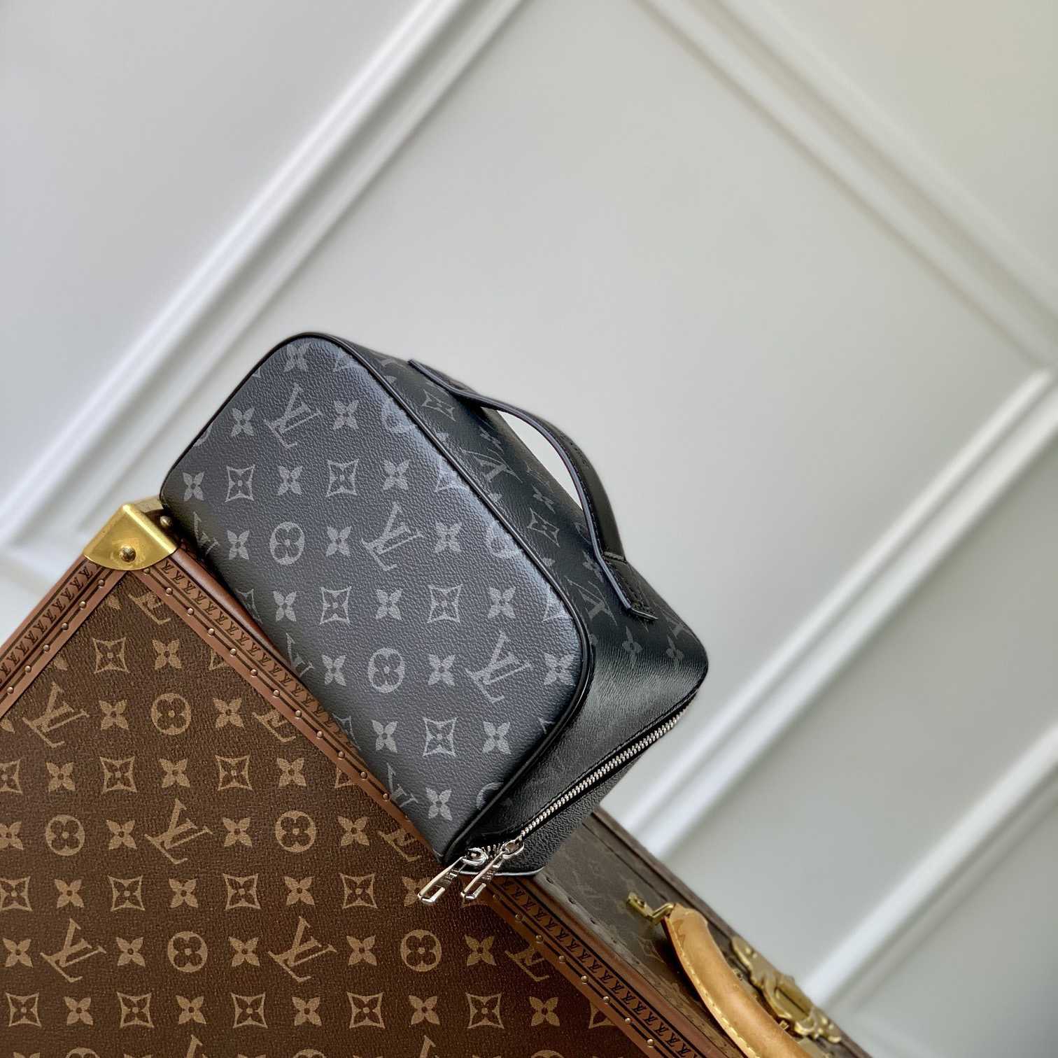 Louis Vuitton Toiletry Bag   M11508 - DopestKickz