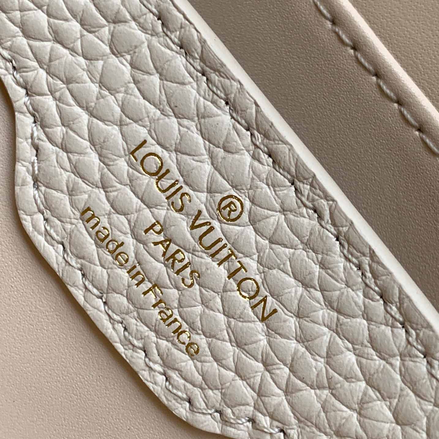 Louis Vuitton Capucines Nano   M23952 - DopestKickz