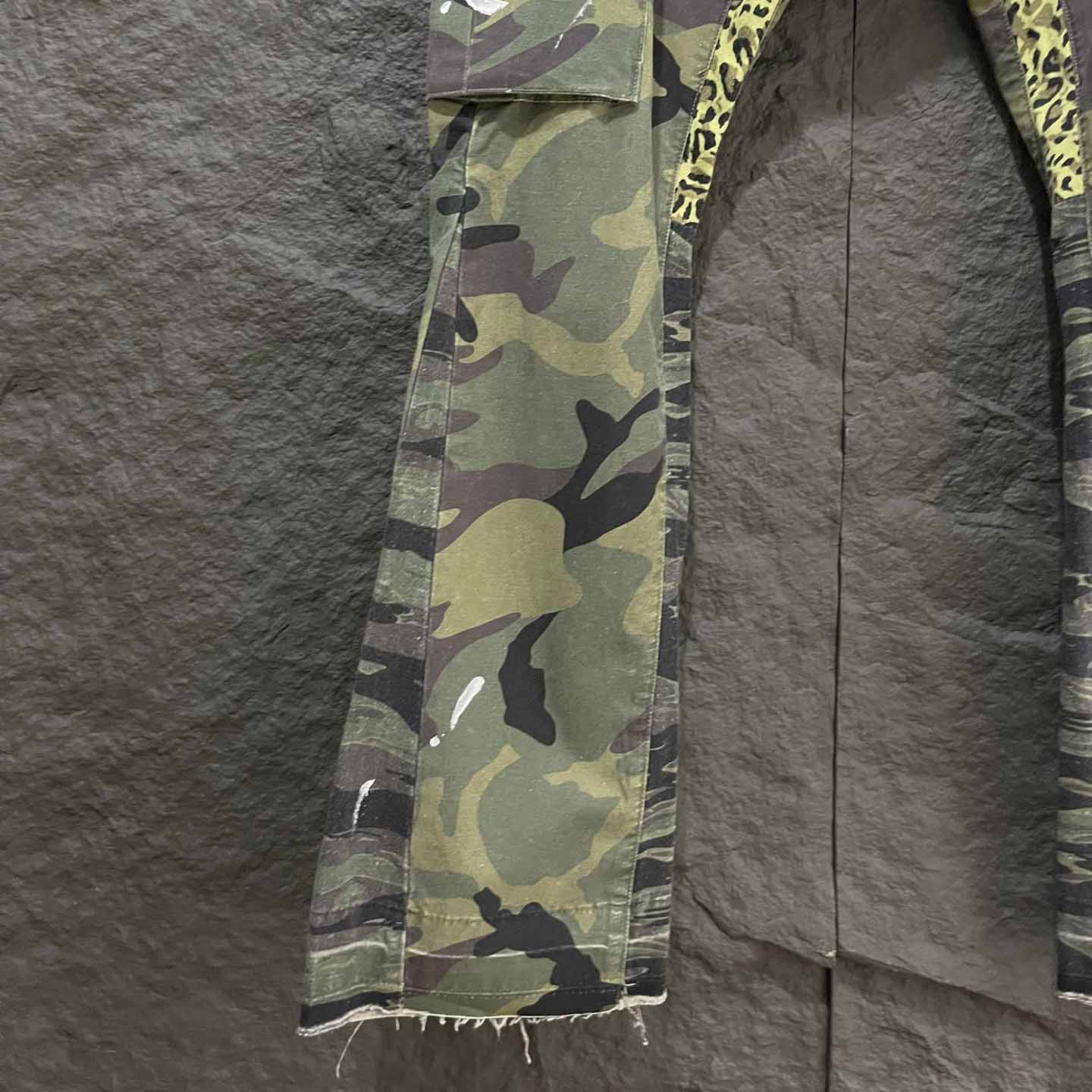 Gallery Dept. LA Camo Flare Pants - DopestKickz